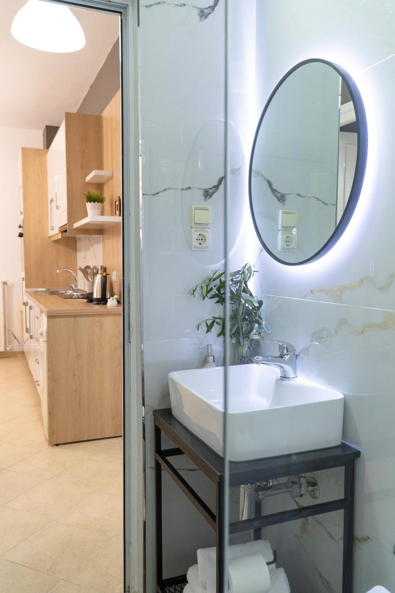 Ostria 2 Apartment ซารานเดอ ภายนอก รูปภาพ