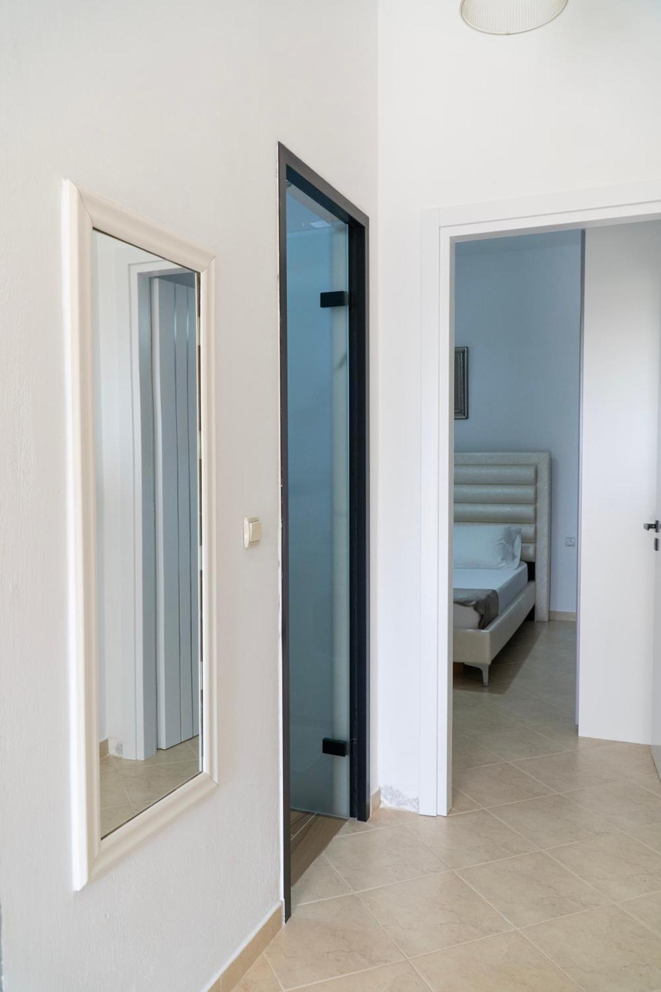 Ostria 2 Apartment ซารานเดอ ภายนอก รูปภาพ