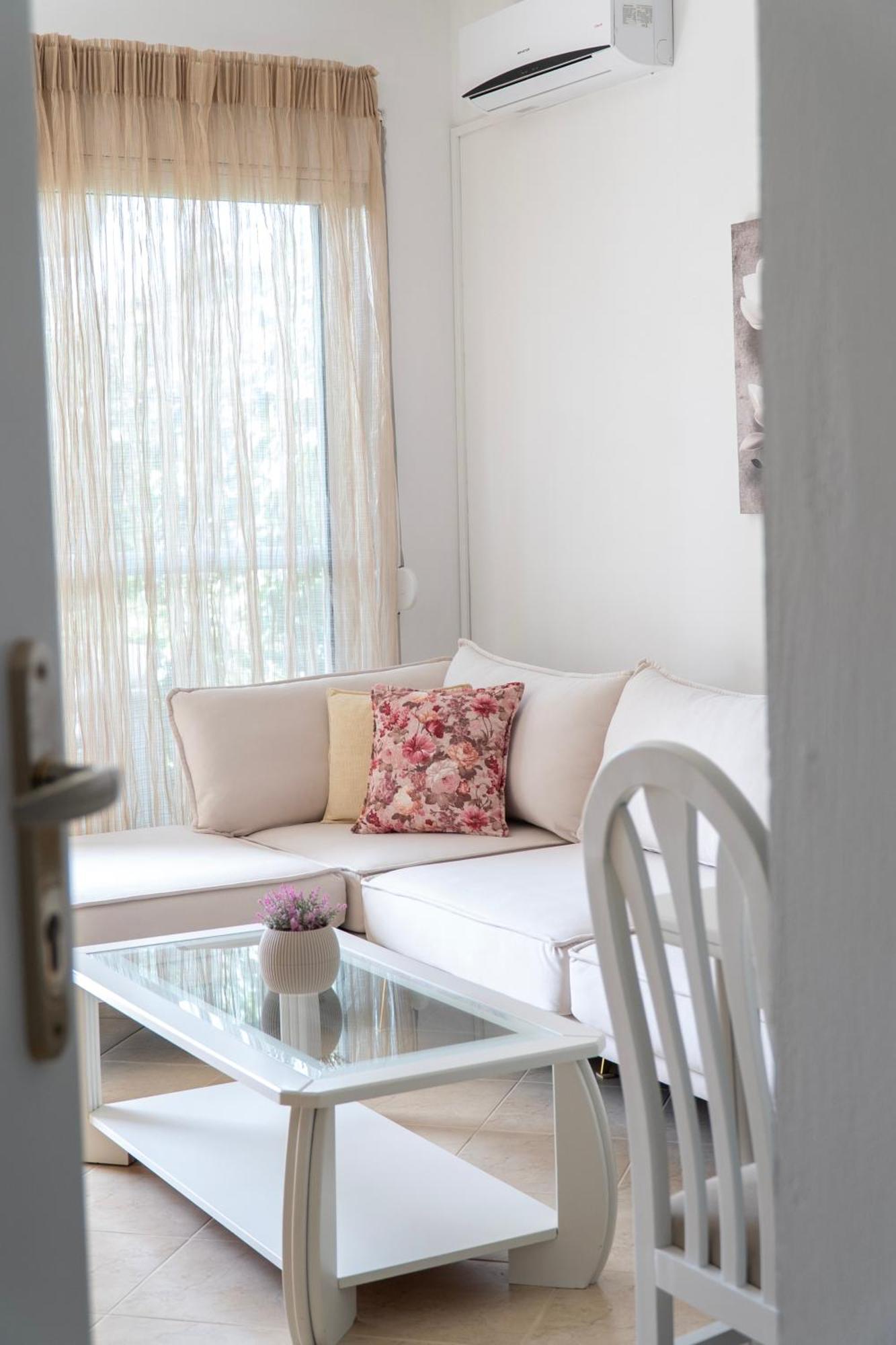 Ostria 2 Apartment ซารานเดอ ภายนอก รูปภาพ
