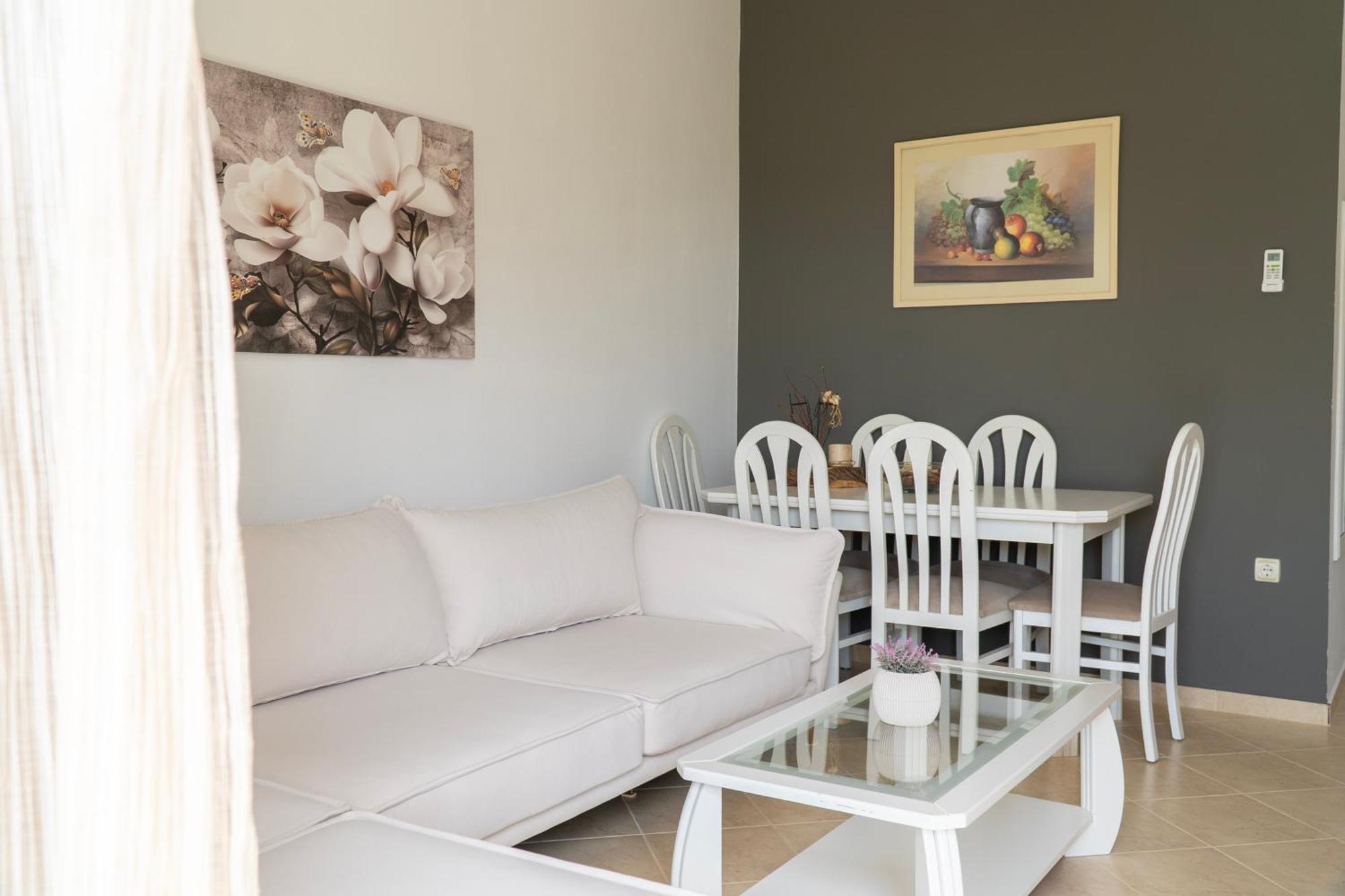 Ostria 2 Apartment ซารานเดอ ภายนอก รูปภาพ